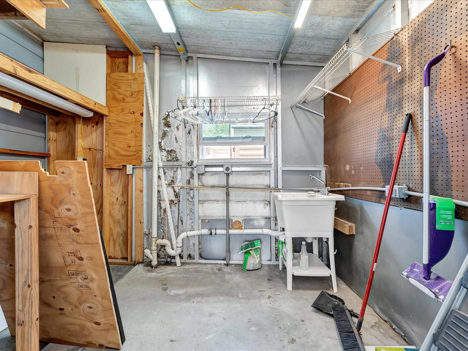 199 S PORT ROYAL LN, APOLLO BEACH, FL, 33572