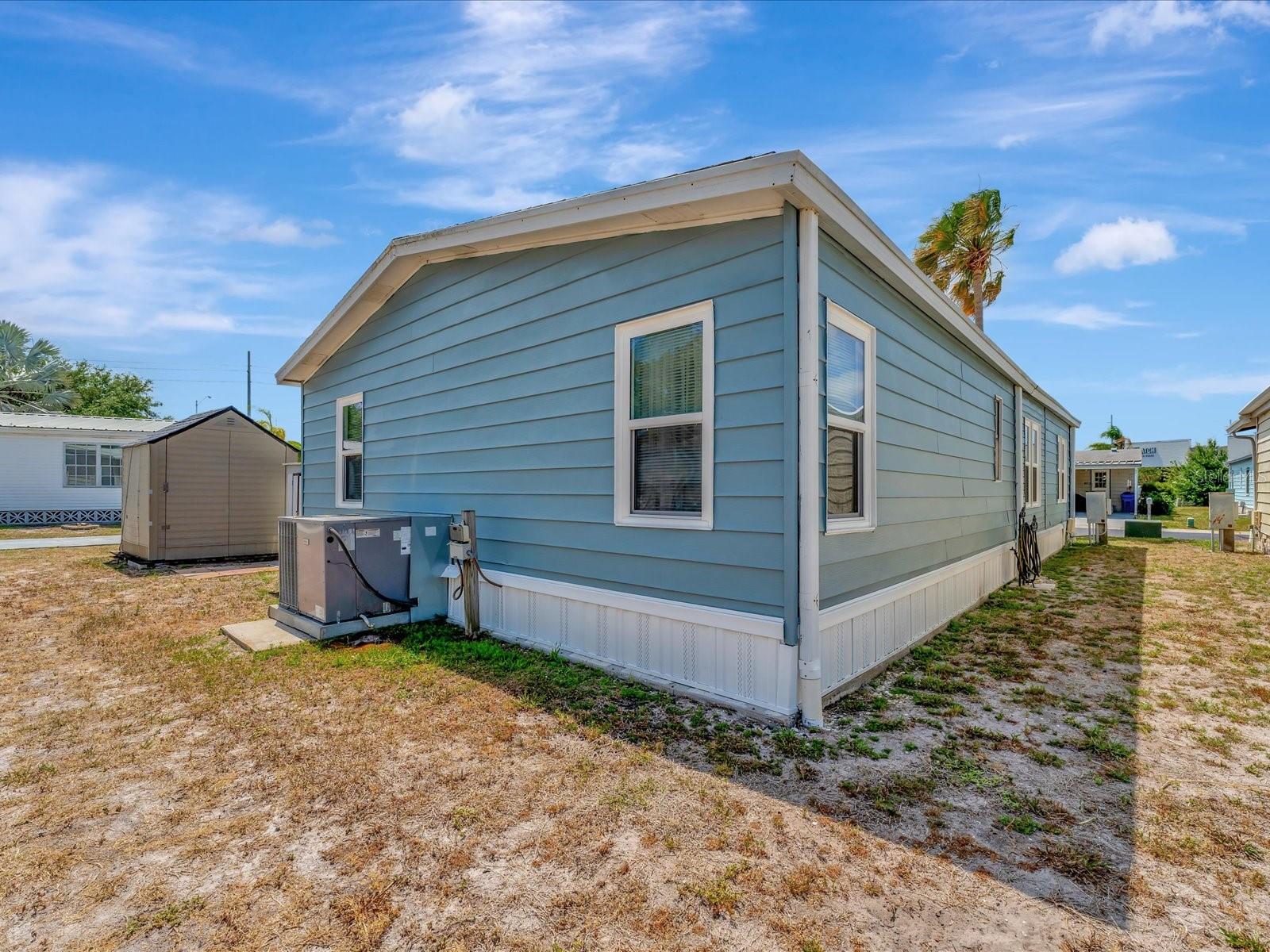 199 S PORT ROYAL LN, APOLLO BEACH, FL, 33572