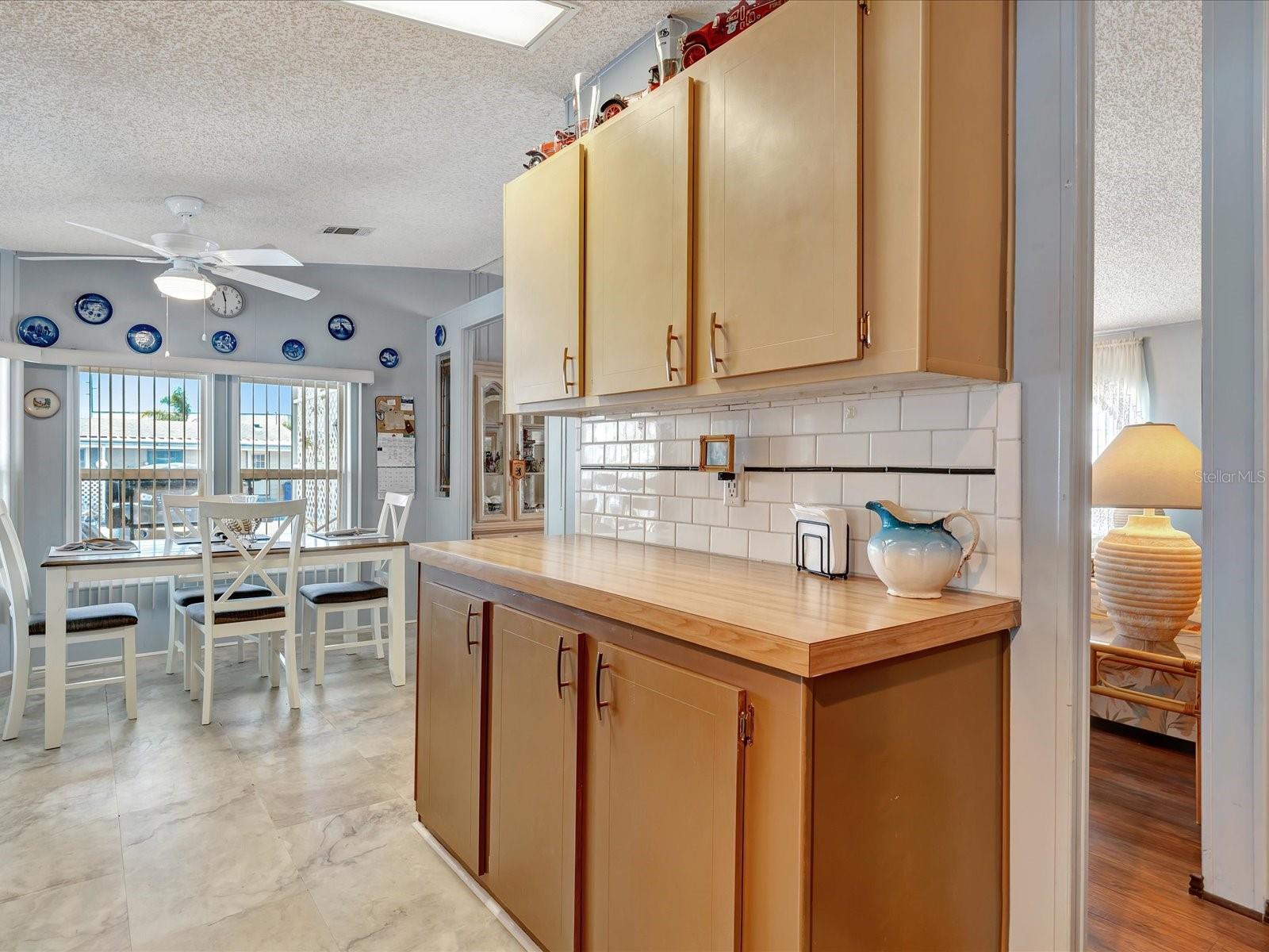 199 S PORT ROYAL LN, APOLLO BEACH, FL, 33572