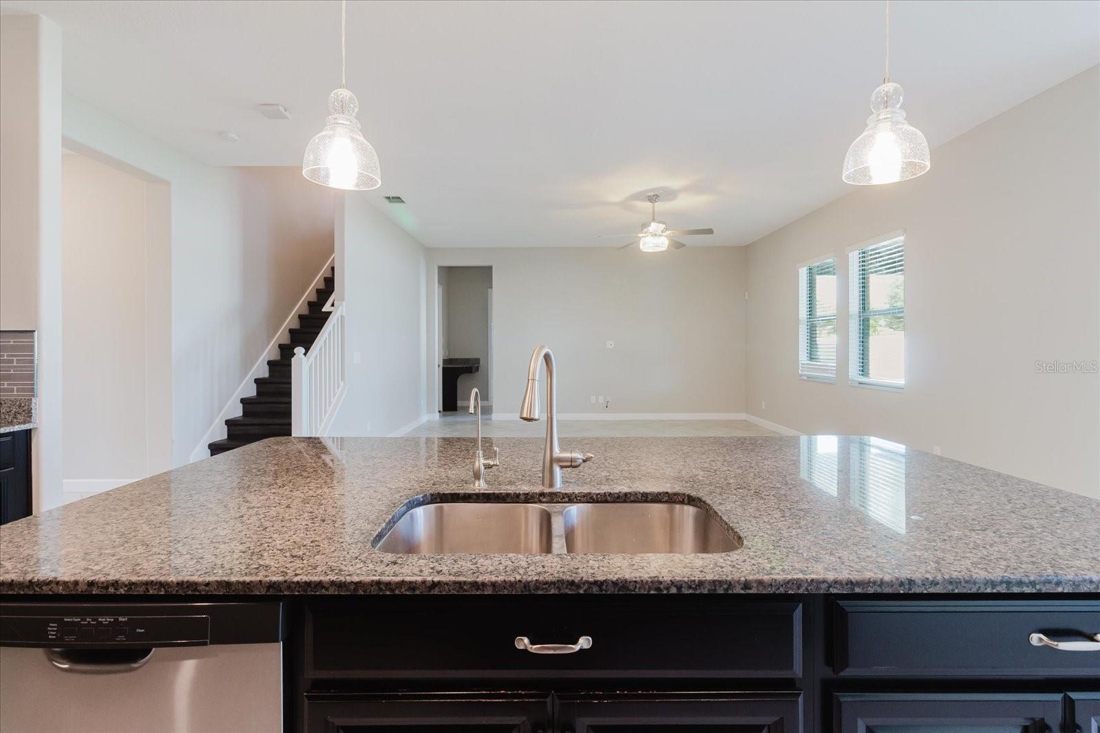 11721 SUNBURST MARBLE RD, RIVERVIEW, FL, 33579