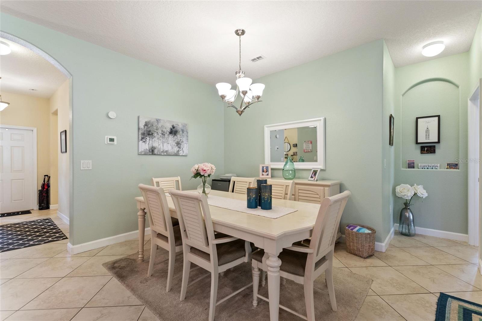 8961 DOVE VALLEY WAY, DAVENPORT, FL, 33896