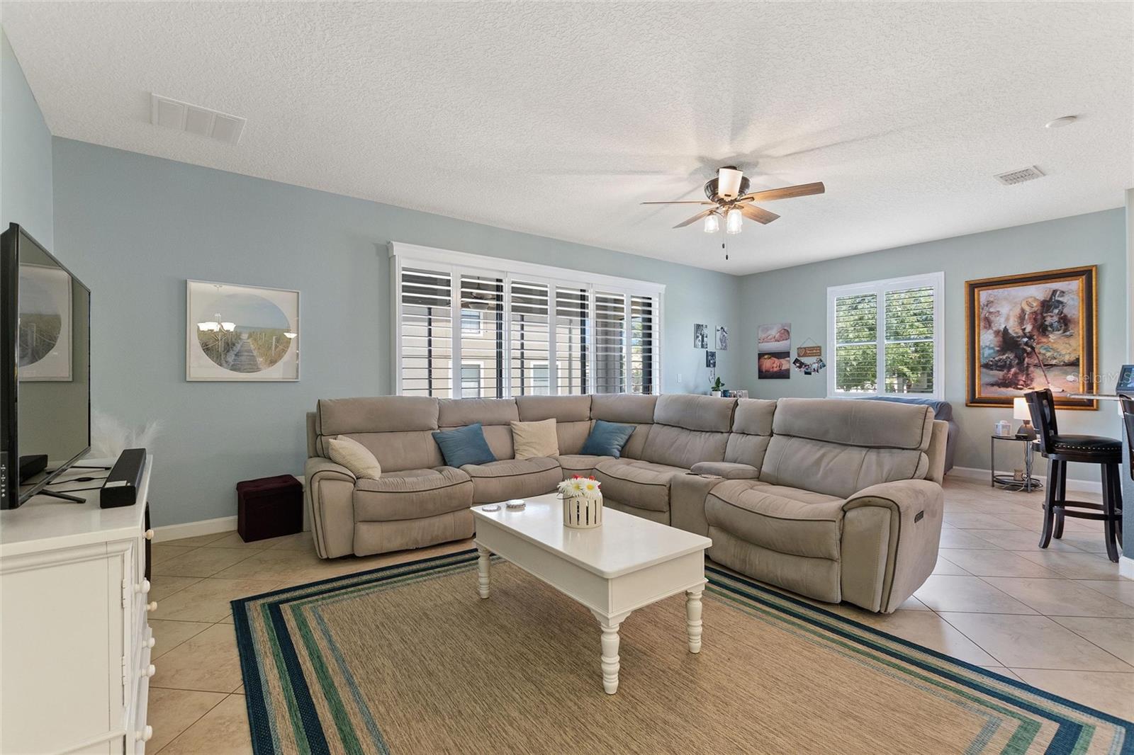 8961 DOVE VALLEY WAY, DAVENPORT, FL, 33896