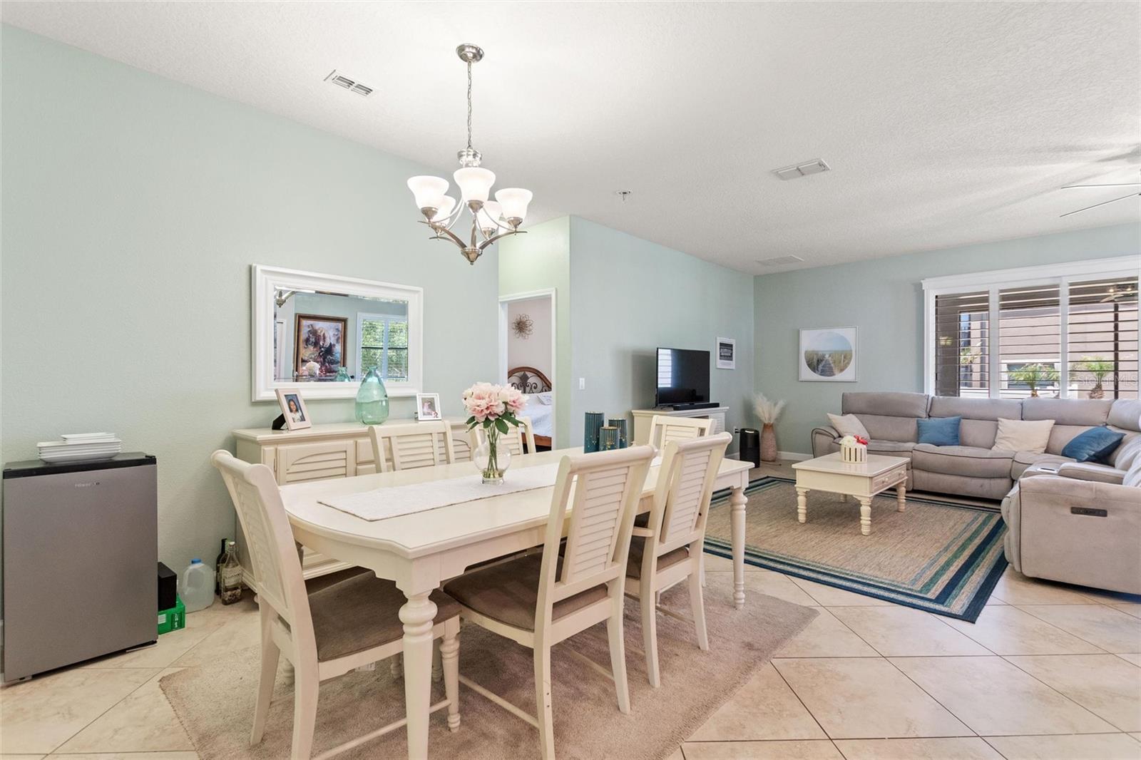 8961 DOVE VALLEY WAY, DAVENPORT, FL, 33896