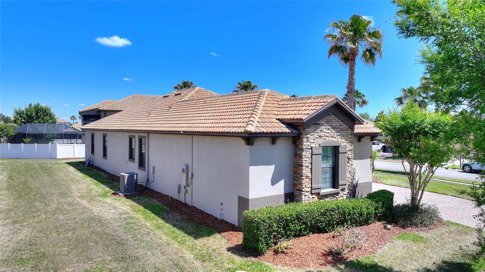 8961 DOVE VALLEY WAY, DAVENPORT, FL, 33896