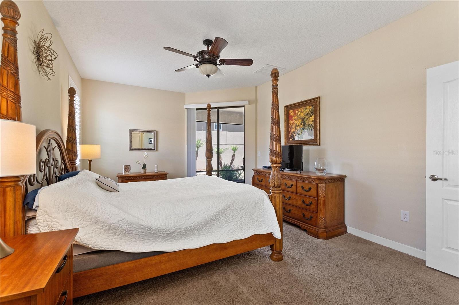 8961 DOVE VALLEY WAY, DAVENPORT, FL, 33896