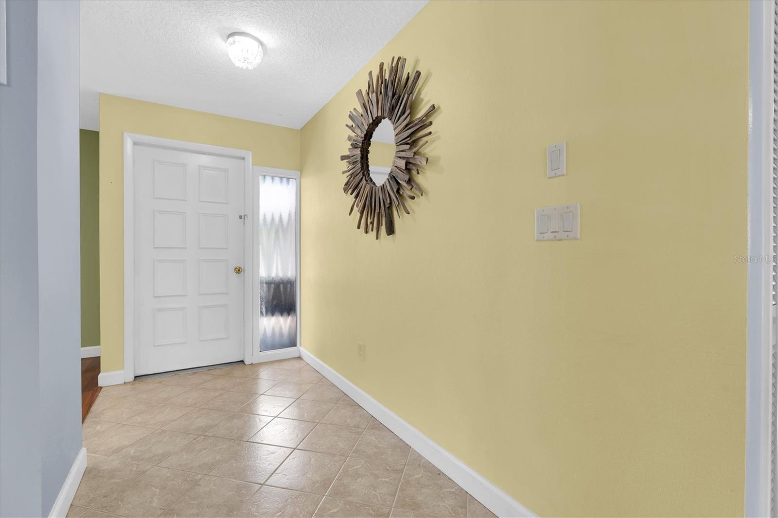 13176 DORCHESTER DR, SEMINOLE, FL, 33776