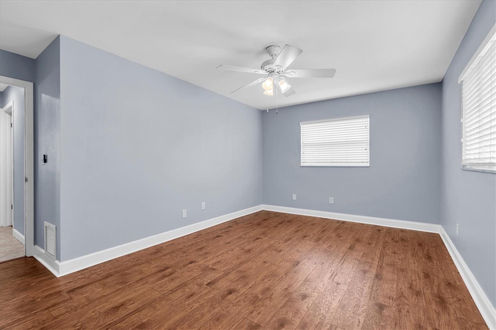 13176 DORCHESTER DR, SEMINOLE, FL, 33776