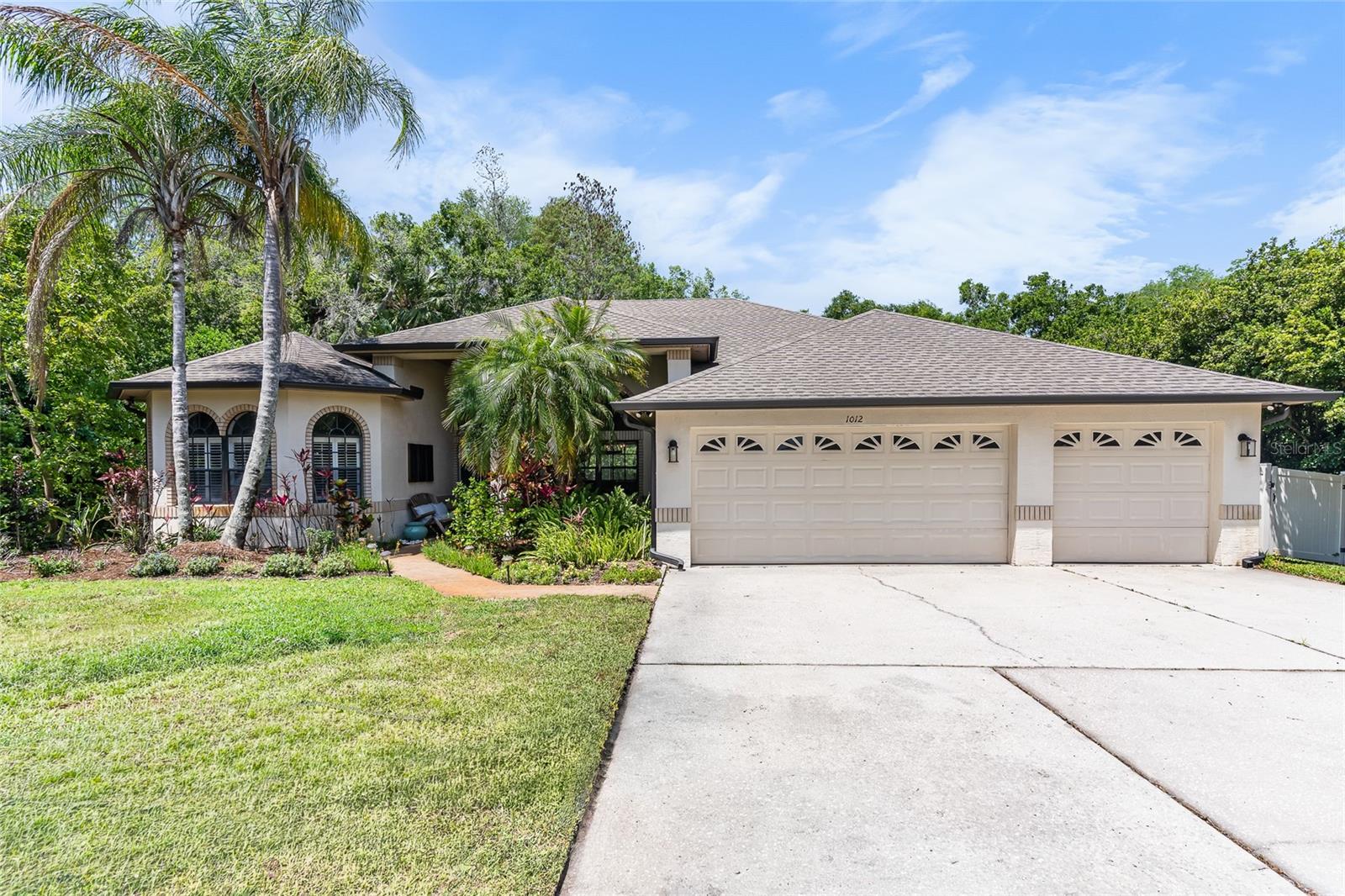 1012 KINGSBOROUGH GARDENS CT, LUTZ, FL, 33548