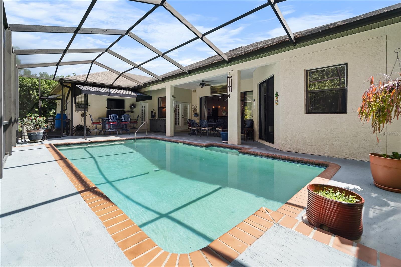 1012 KINGSBOROUGH GARDENS CT, LUTZ, FL, 33548