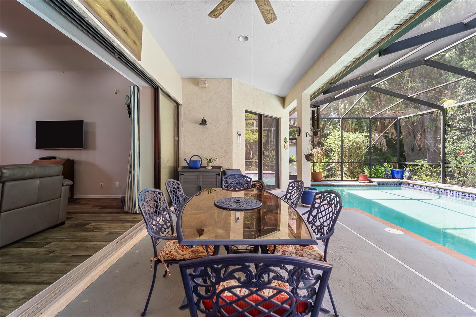 1012 KINGSBOROUGH GARDENS CT, LUTZ, FL, 33548