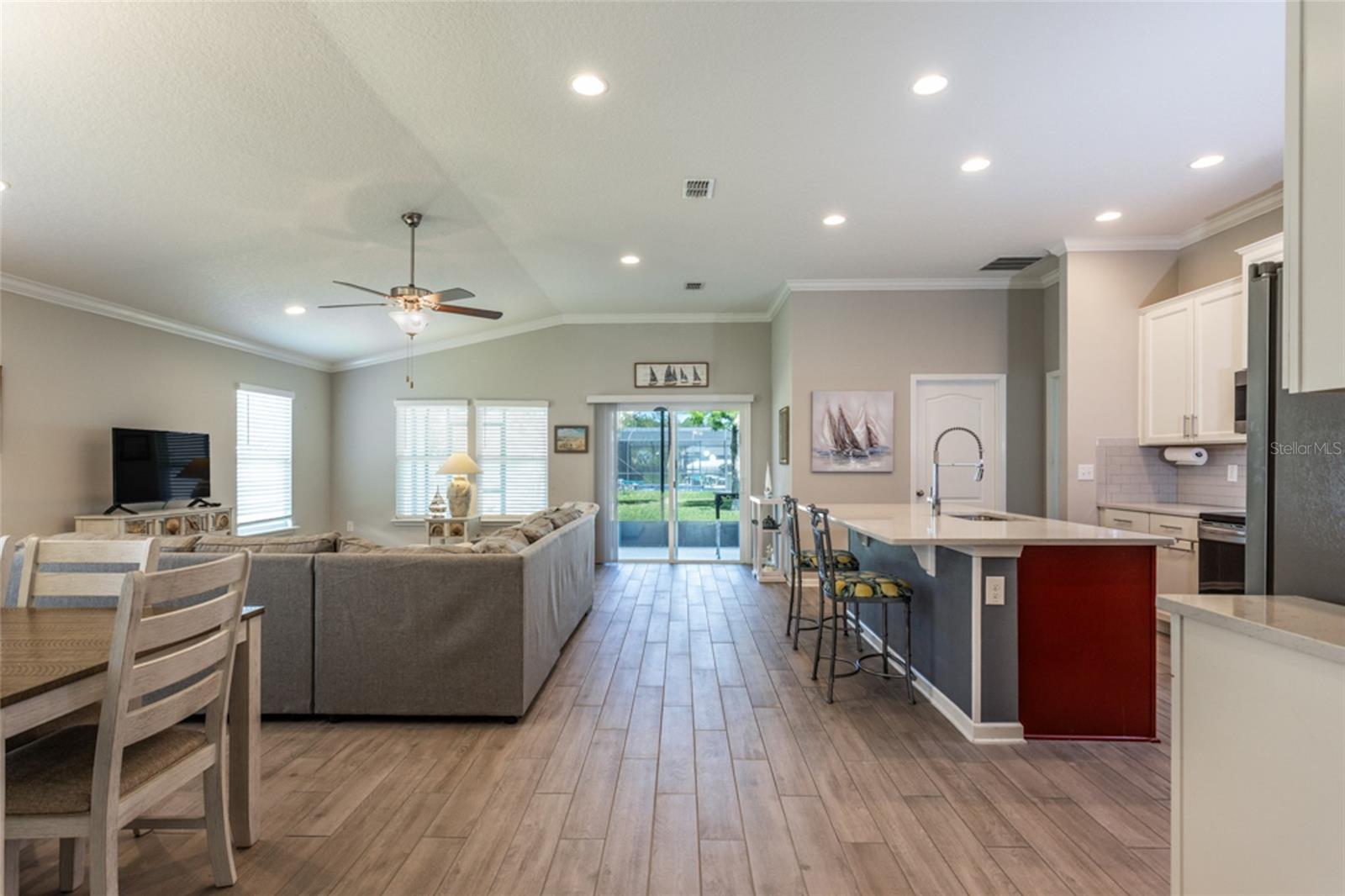146 S HUMMINGBIRD PL, PALM COAST, FL, 32164