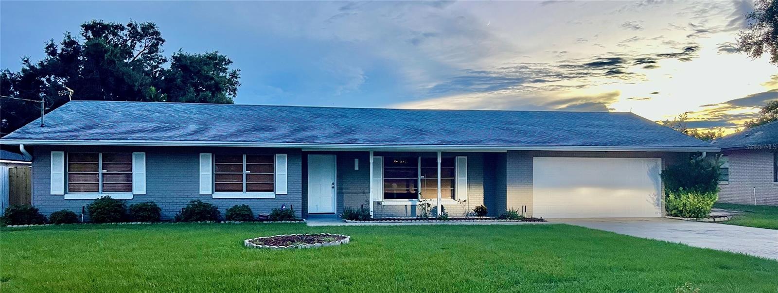 HAINES CITY, FL, 33844