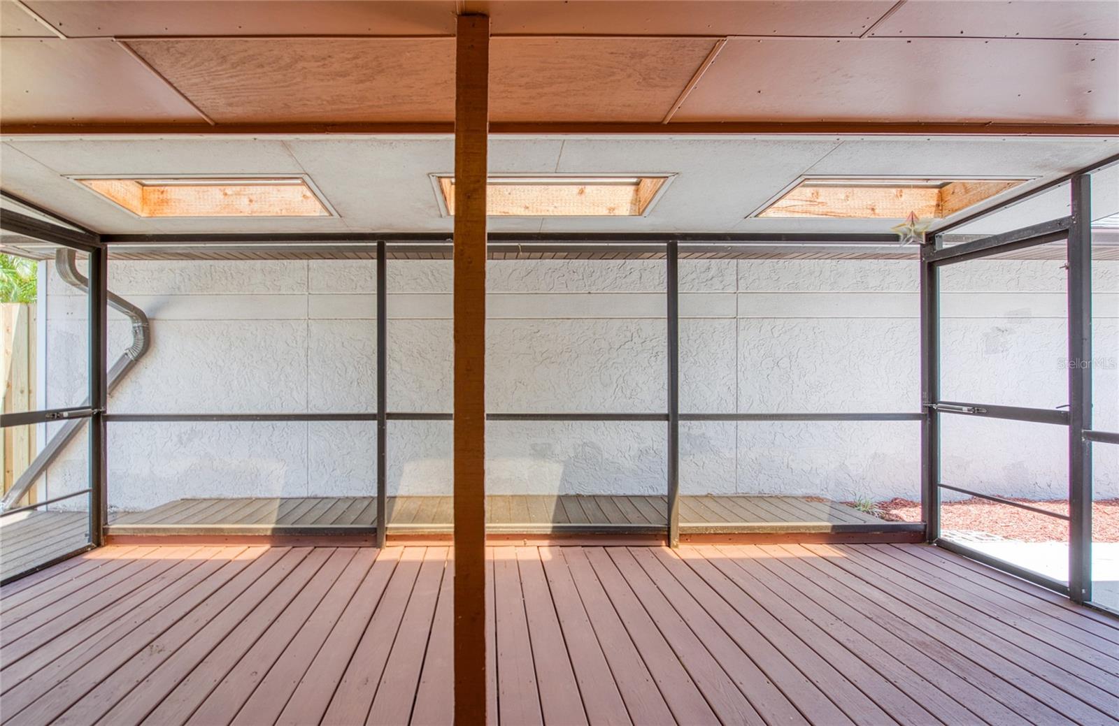 6922 SILVERMILL DR, TAMPA, FL, 33635