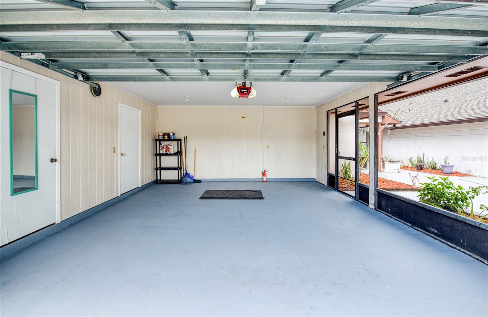 6922 SILVERMILL DR, TAMPA, FL, 33635