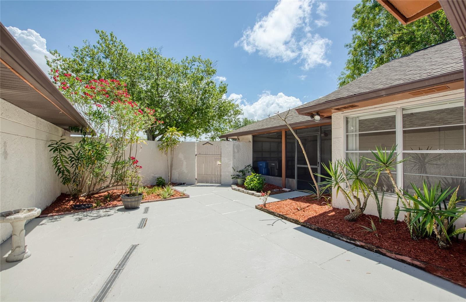 6922 SILVERMILL DR, TAMPA, FL, 33635