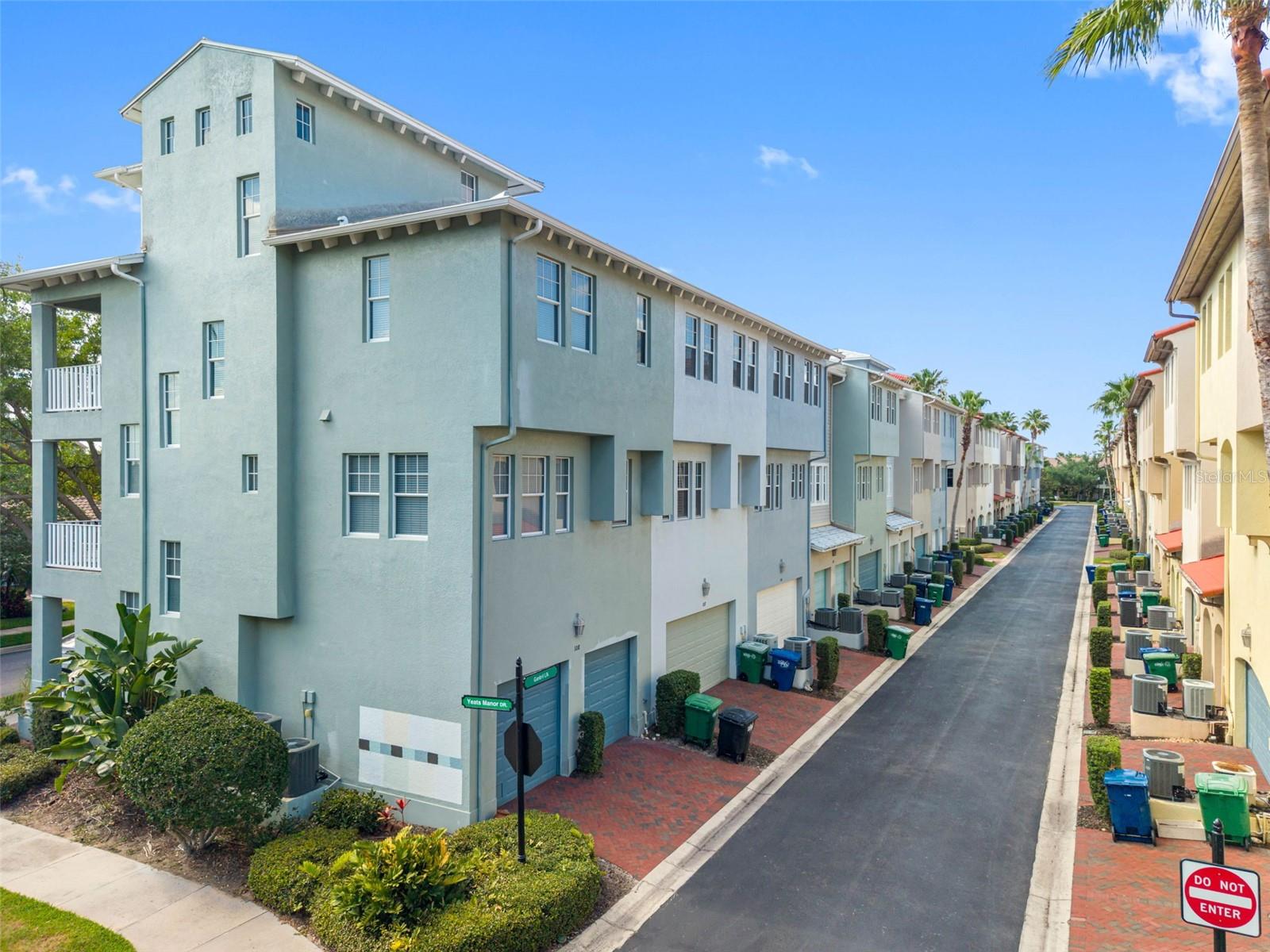 6030 YEATS MANOR DR #105, TAMPA, FL, 33616