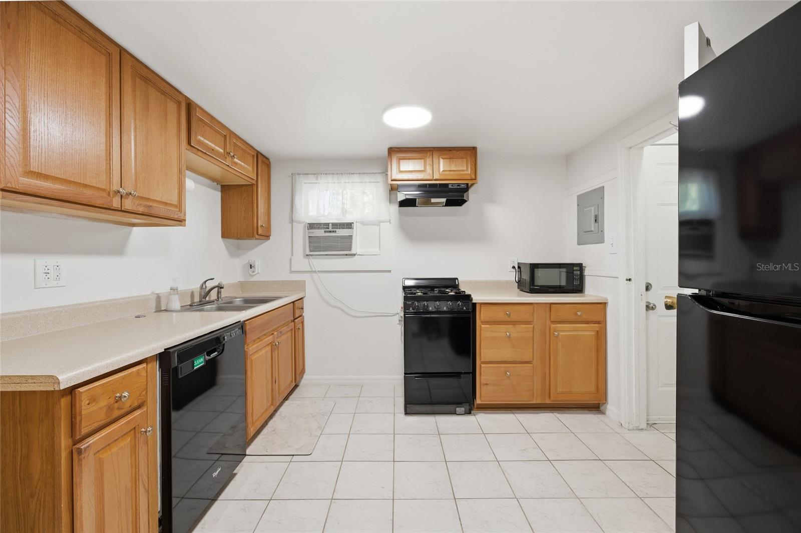 1032 NW 40TH AVE, GAINESVILLE, FL, 32609