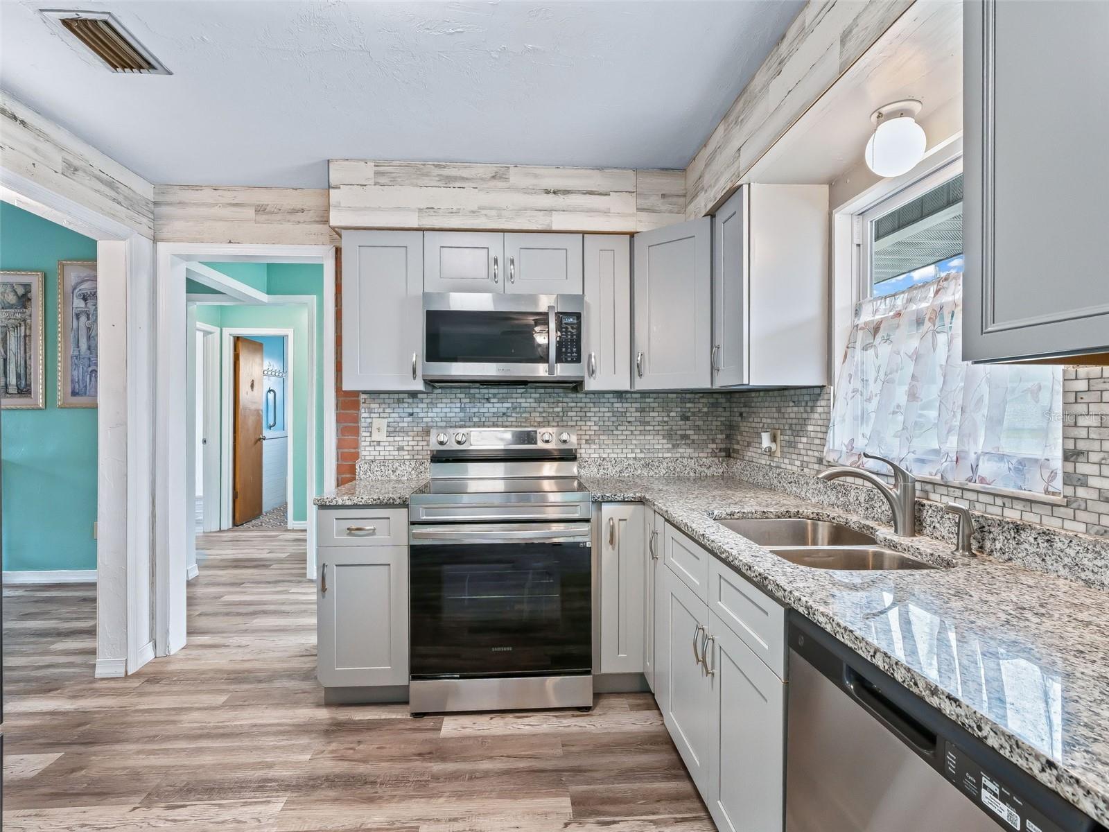 4091 NE 4TH TER, OCALA, FL, 34479