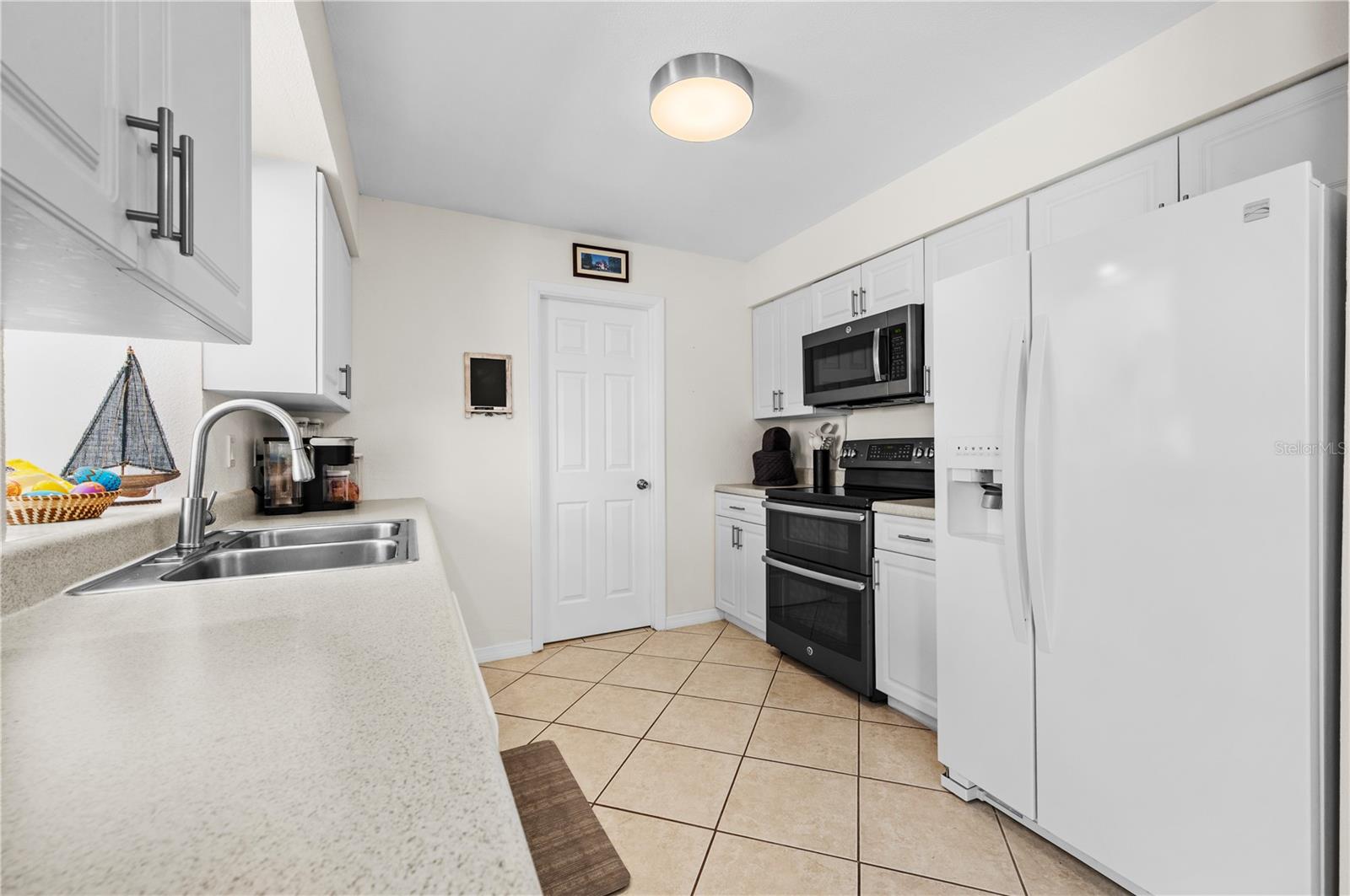 182 BOUNDARY BLVD #B, ROTONDA WEST, FL, 33947