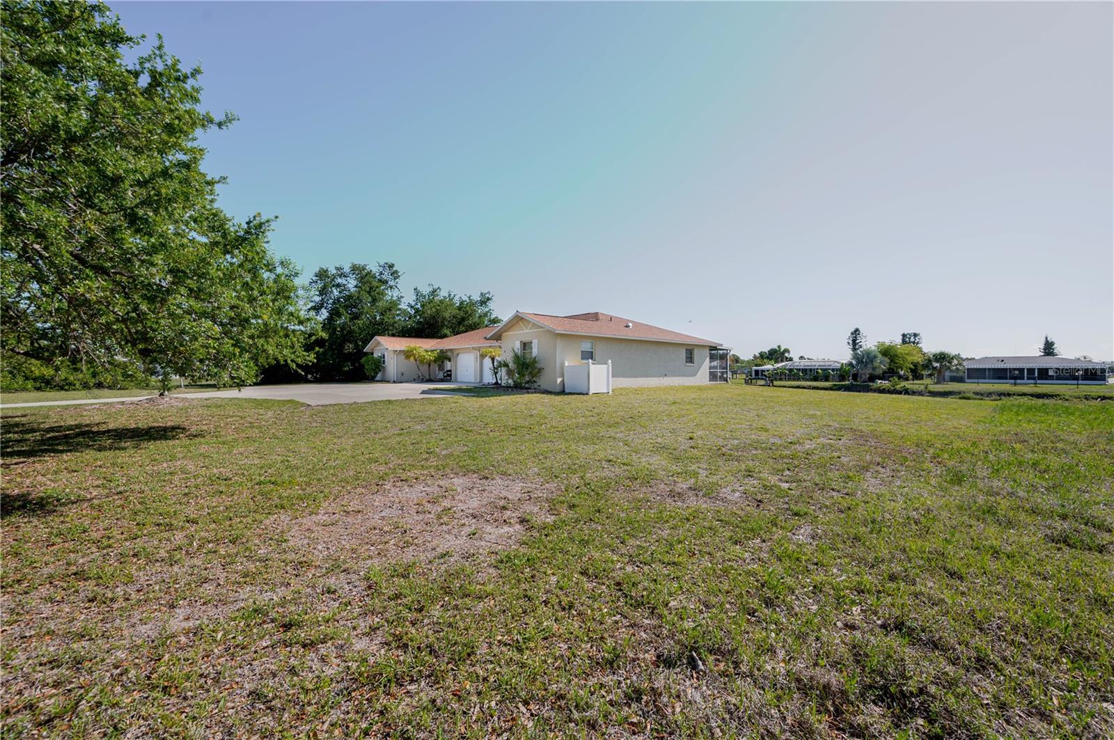 182 BOUNDARY BLVD #B, ROTONDA WEST, FL, 33947