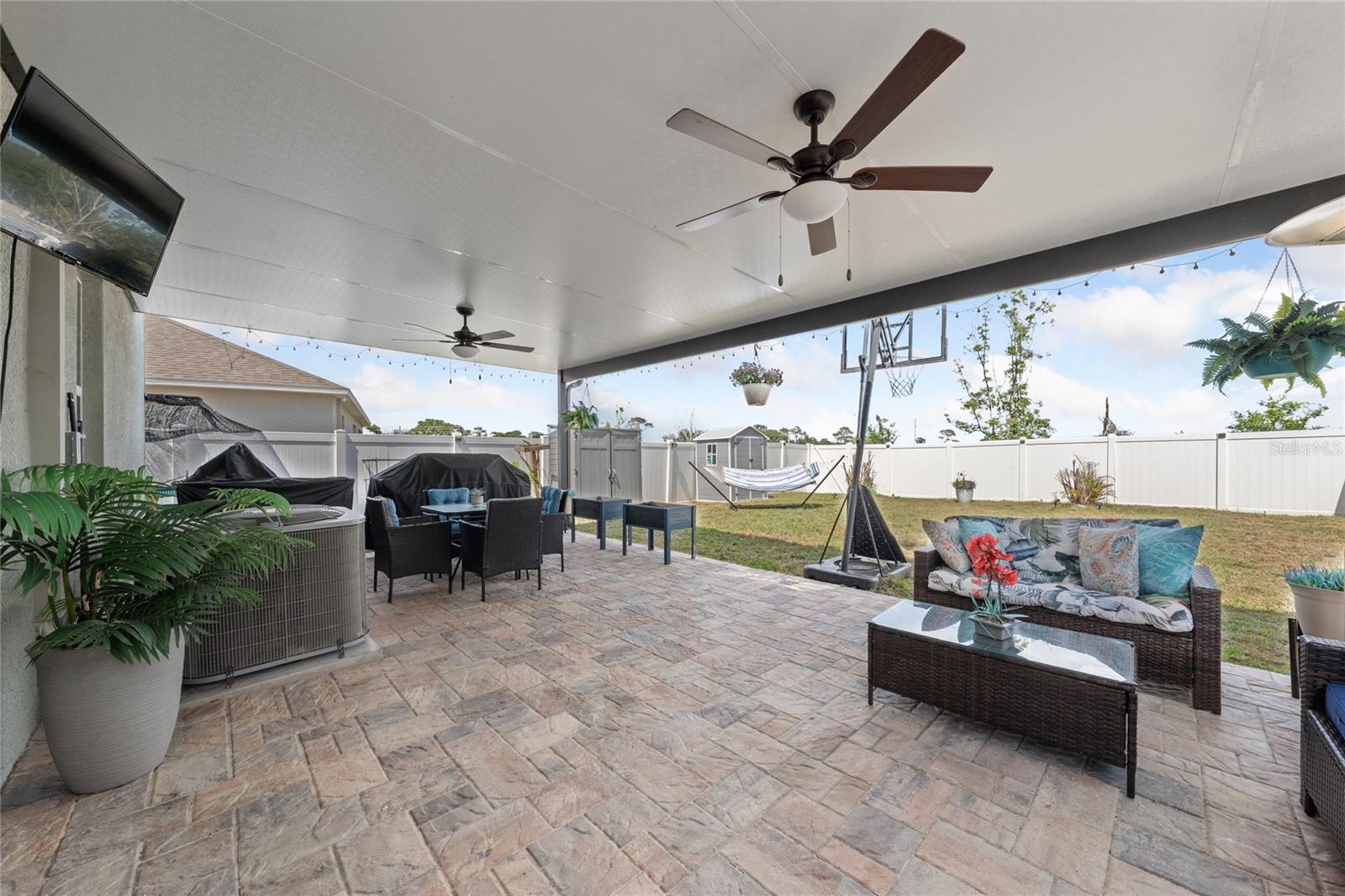 928 AUGUST SKY DR, DELTONA, FL, 32738