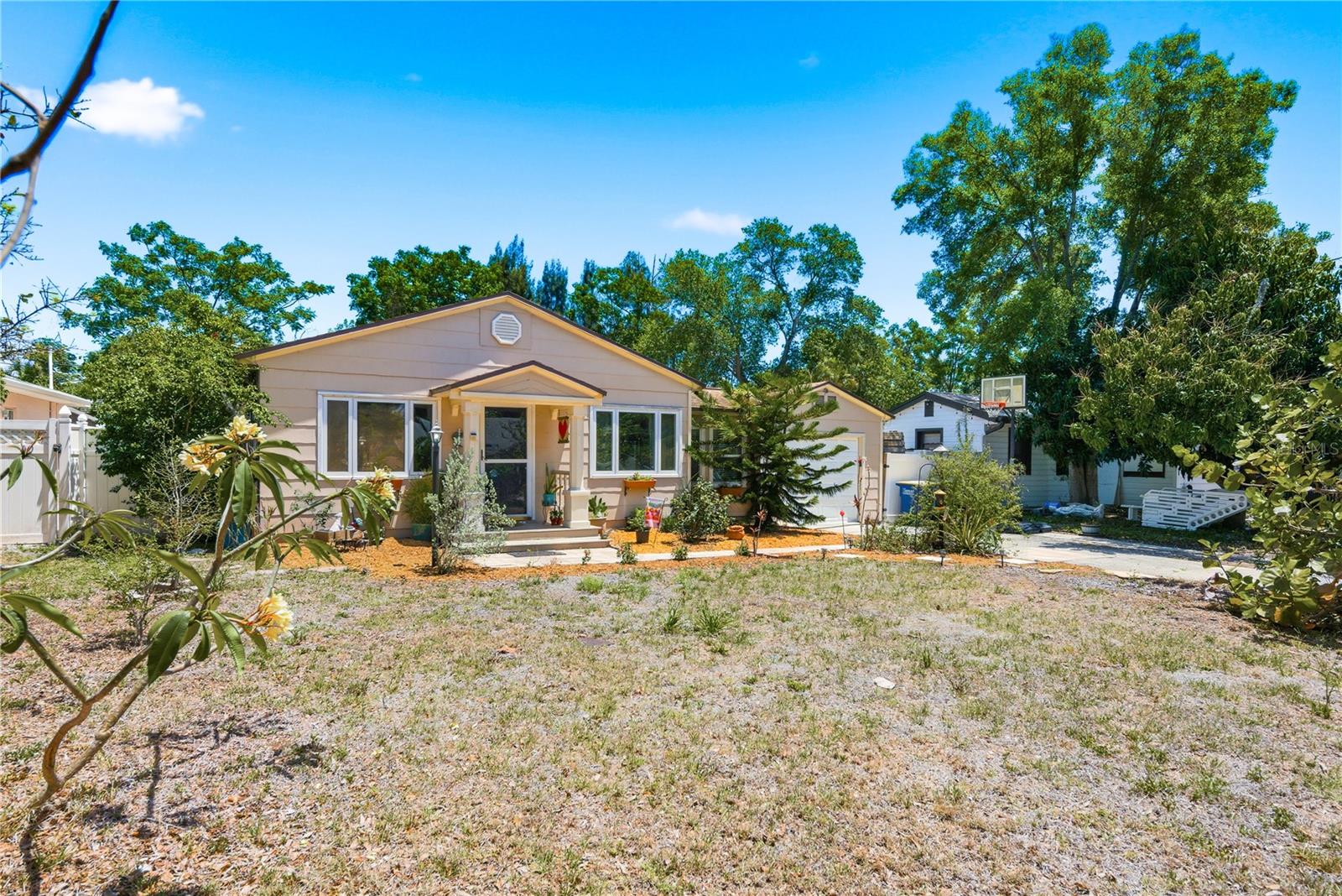 701 S CREST AVE, CLEARWATER, FL, 33756
