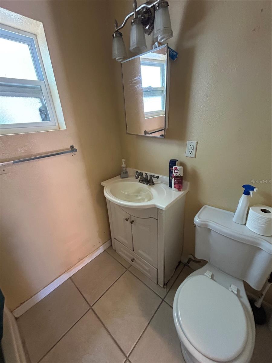 629 HOLMES AVE, DAYTONA BEACH, FL, 32114