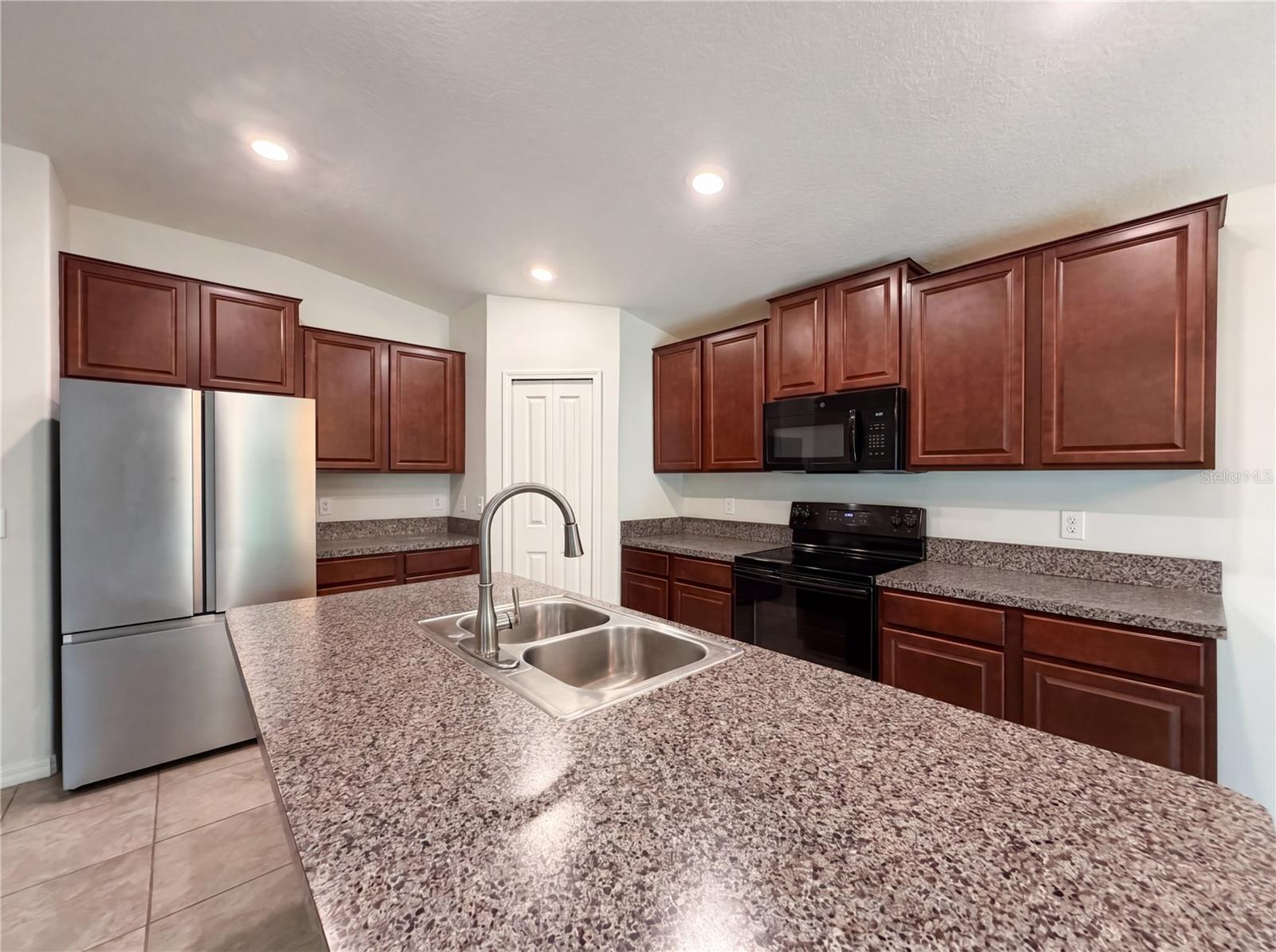 12707 LEMON PEPPER DR, RIVERVIEW, FL, 33578