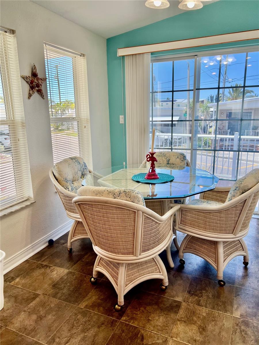 102 2ND AVE, VENICE, FL, 34285