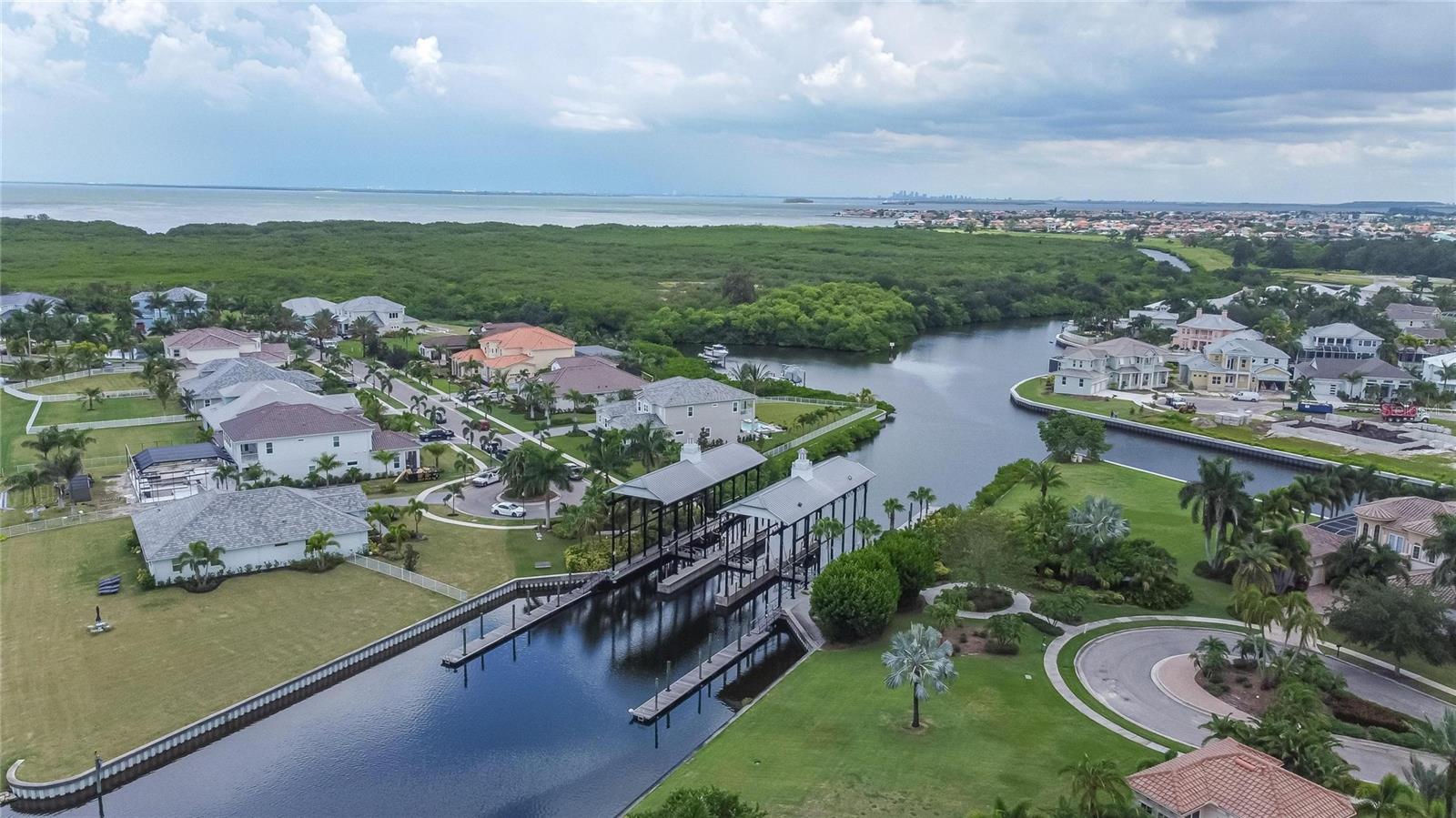 508 WINTERSIDE DR, APOLLO BEACH, FL, 33572