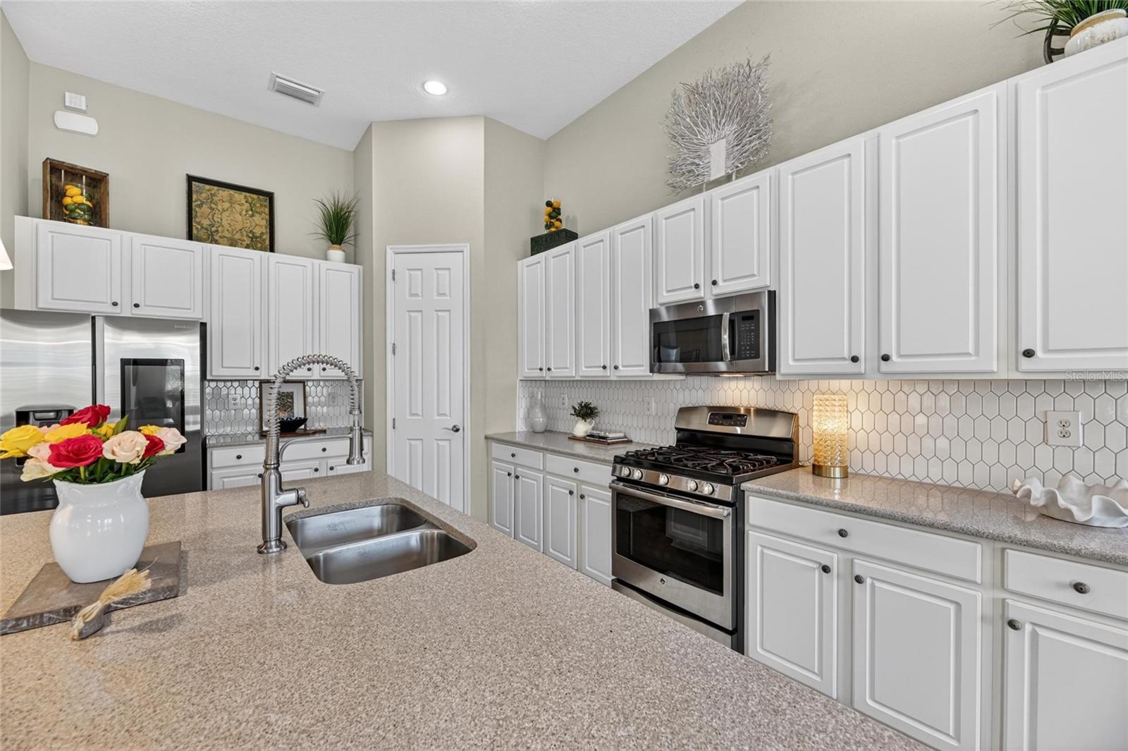 508 WINTERSIDE DR, APOLLO BEACH, FL, 33572