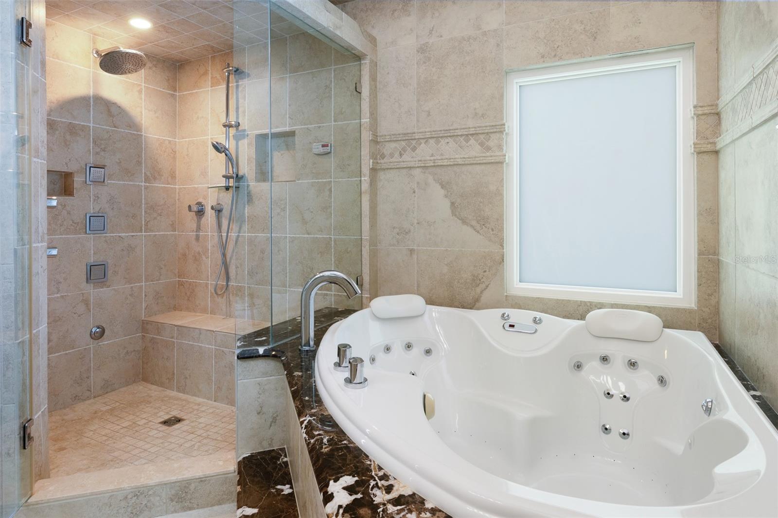 11820 CAPRI CIR S, TREASURE ISLAND, FL, 33706