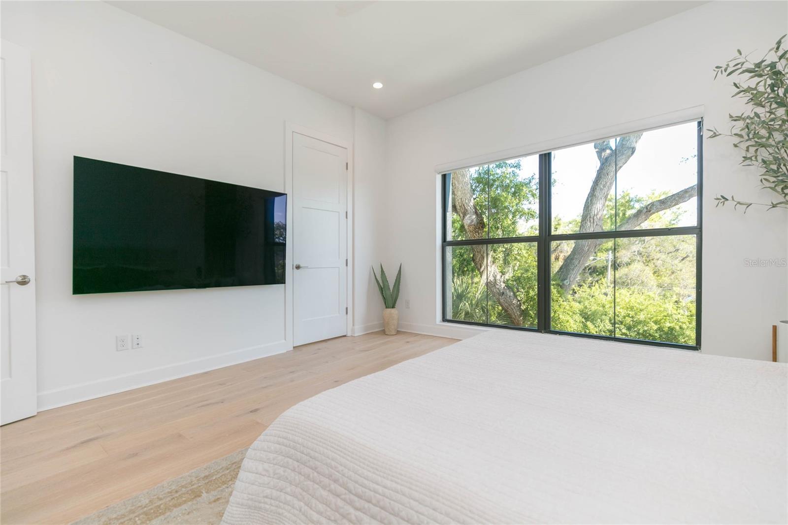 2851 W GANDY BLVD #5, TAMPA, FL, 33611