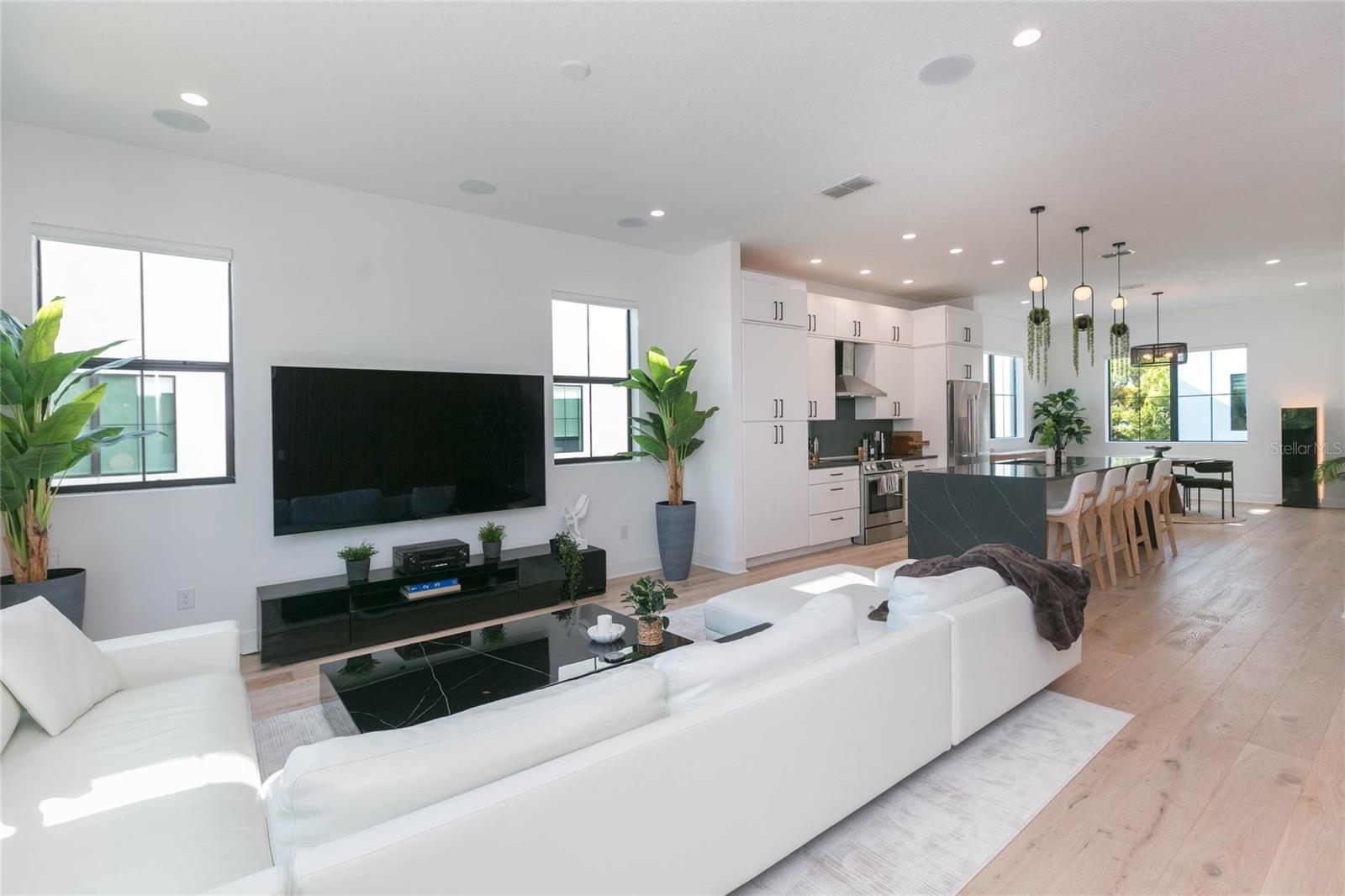 2851 W GANDY BLVD #5, TAMPA, FL, 33611