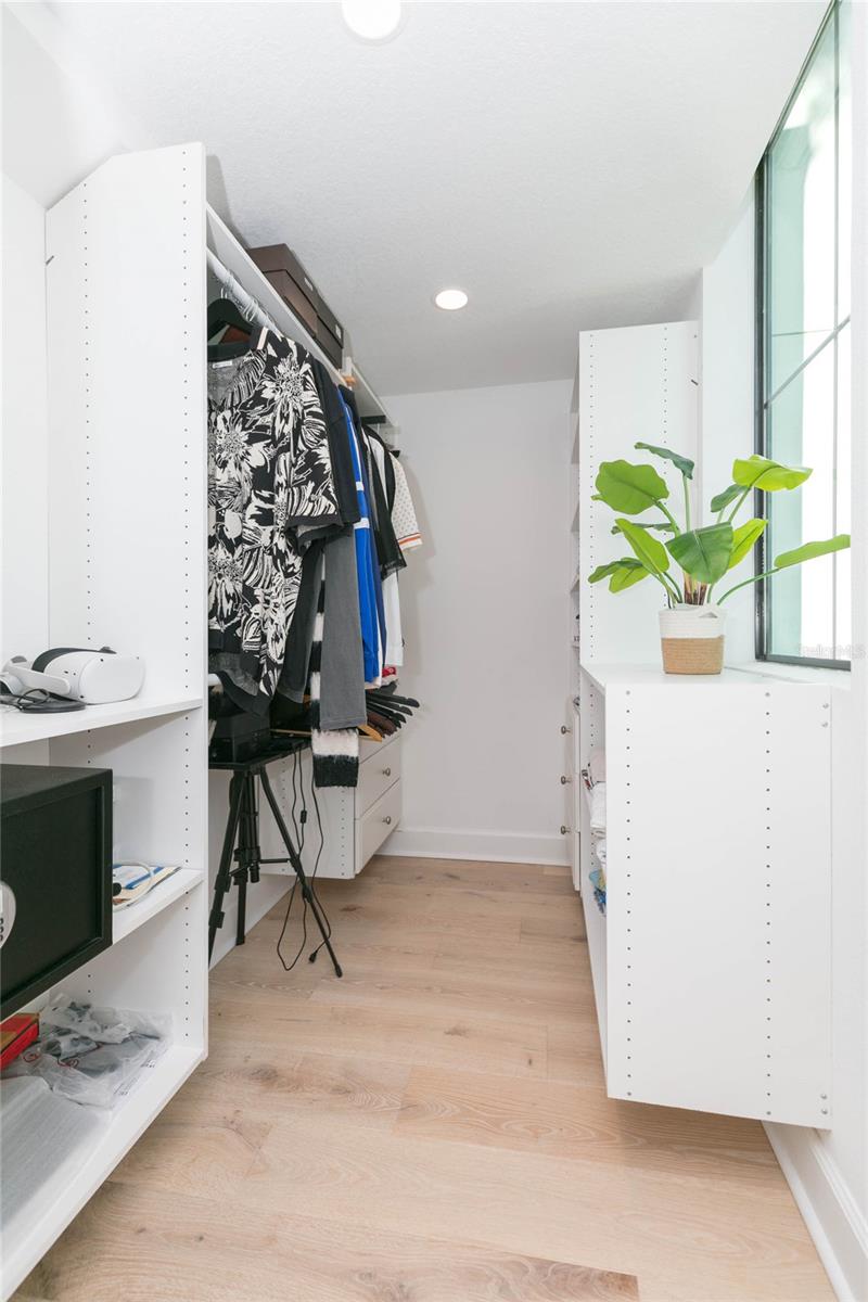 2851 W GANDY BLVD #5, TAMPA, FL, 33611