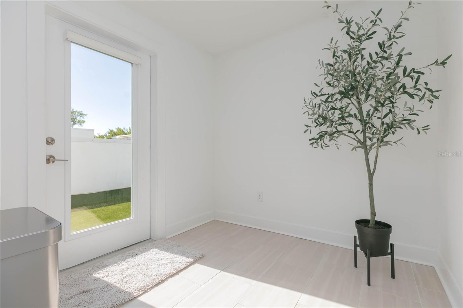 2851 W GANDY BLVD #5, TAMPA, FL, 33611