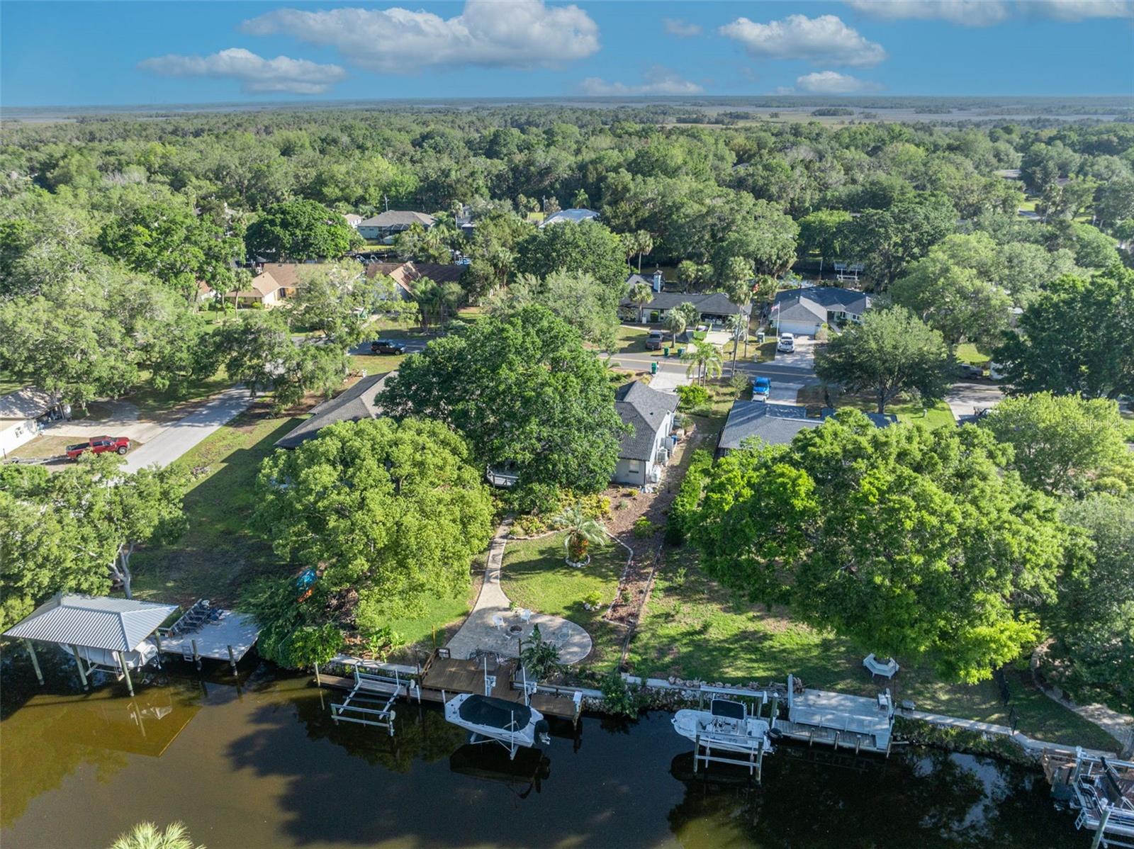 11768 W RIVERHAVEN DR, HOMOSASSA, FL, 34448