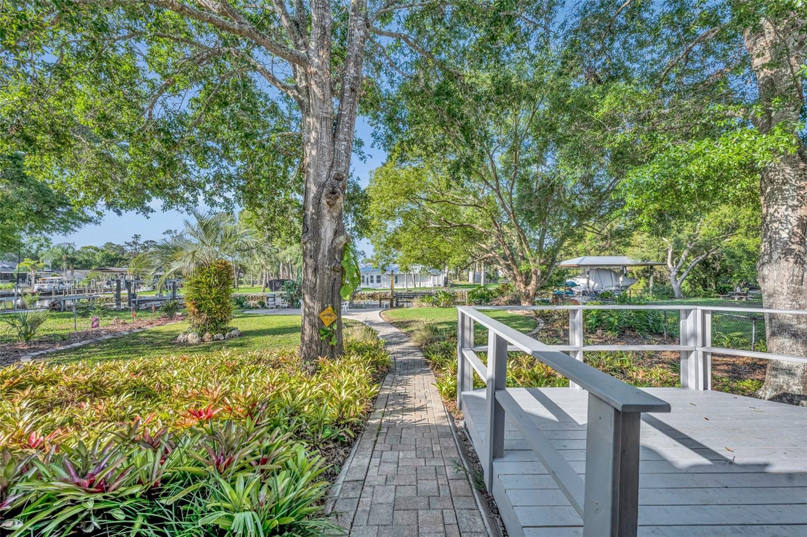 11768 W RIVERHAVEN DR, HOMOSASSA, FL, 34448