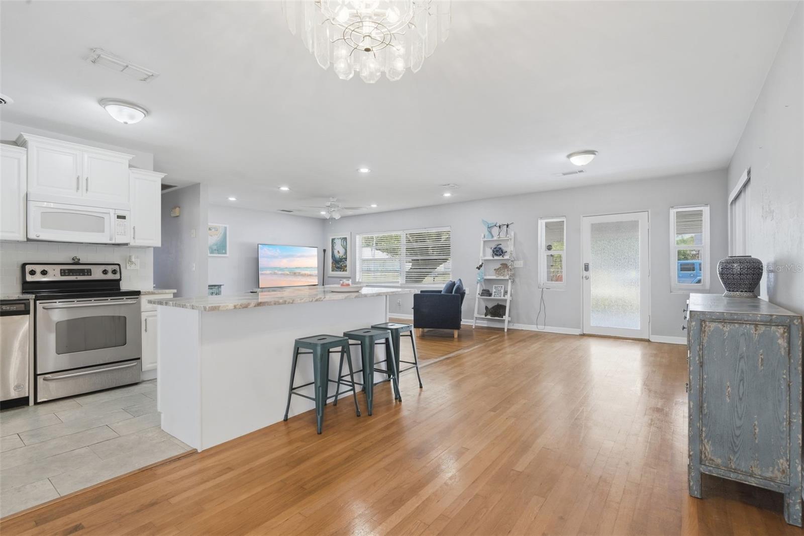 65 COMMUNITY DR, DEBARY, FL, 32713