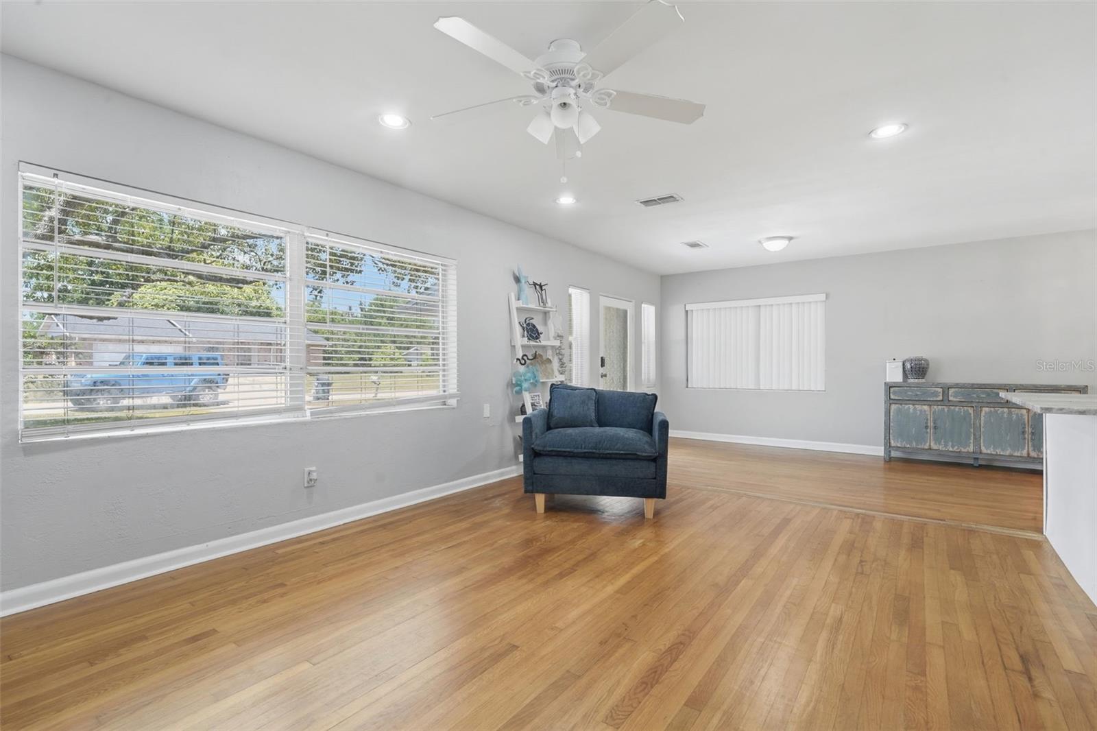 65 COMMUNITY DR, DEBARY, FL, 32713