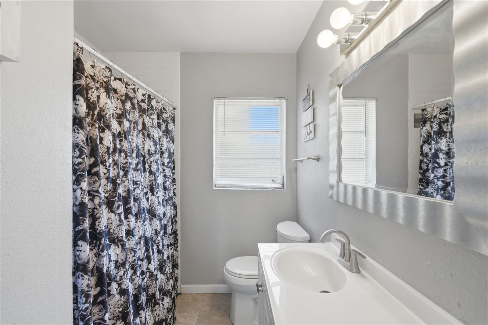 65 COMMUNITY DR, DEBARY, FL, 32713