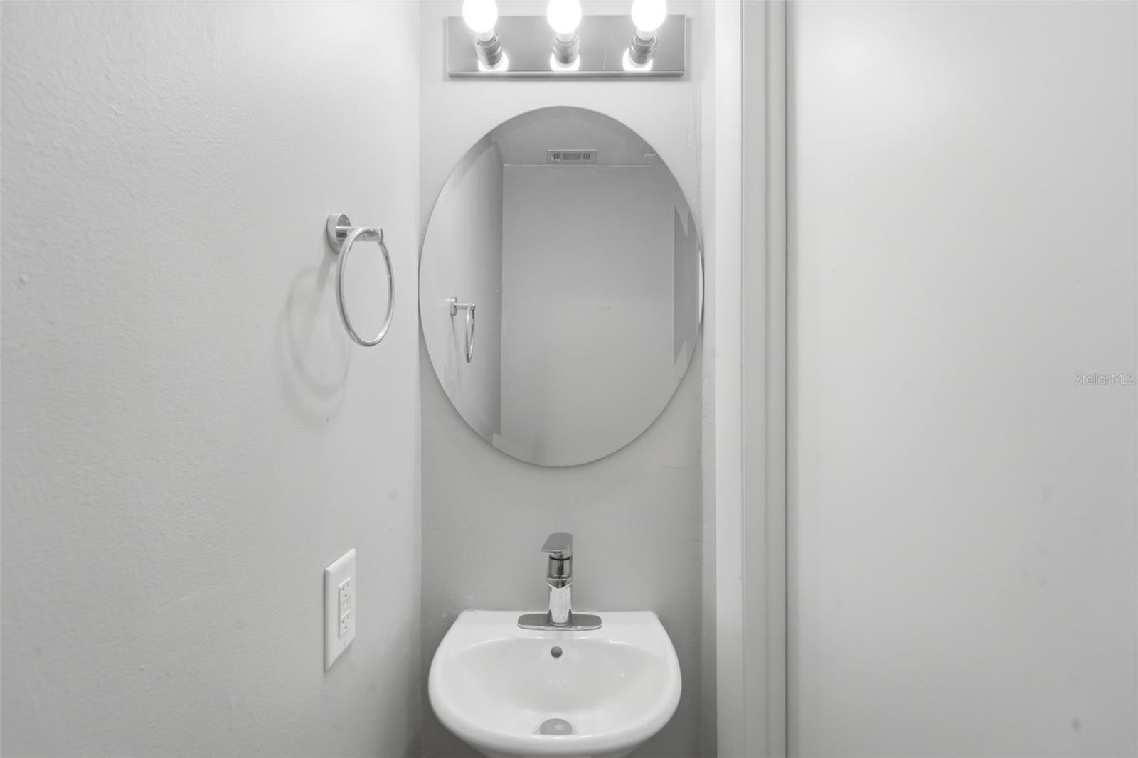 65 COMMUNITY DR, DEBARY, FL, 32713