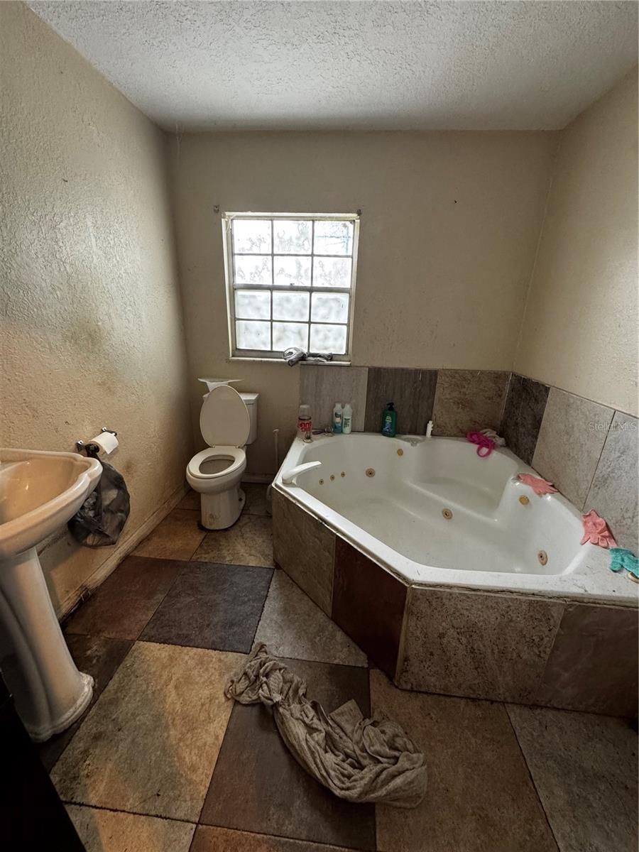 1307 HISTORIC GOLDSBORO BLVD, SANFORD, FL, 32771