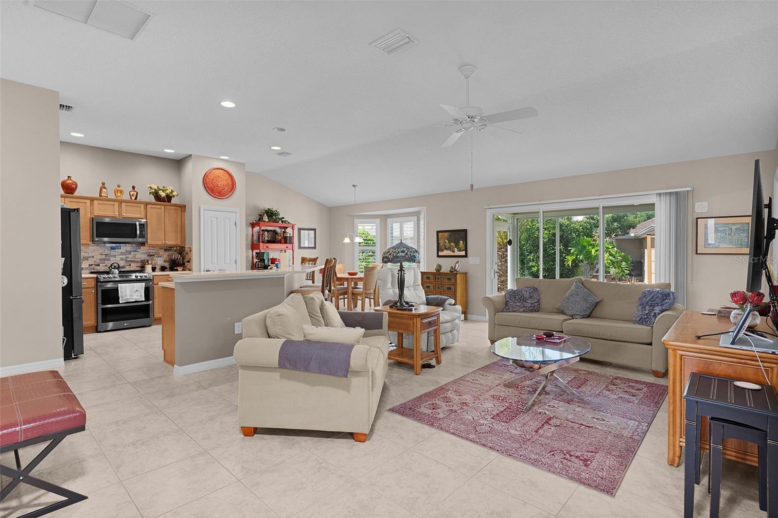 1215 WESTMORELAND LOOP, THE VILLAGES, FL, 32162