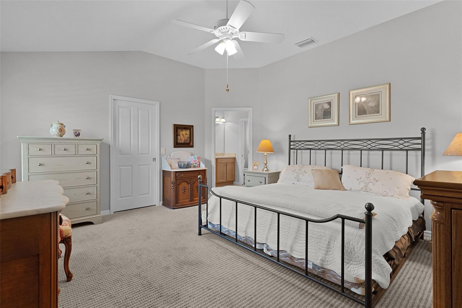 1215 WESTMORELAND LOOP, THE VILLAGES, FL, 32162