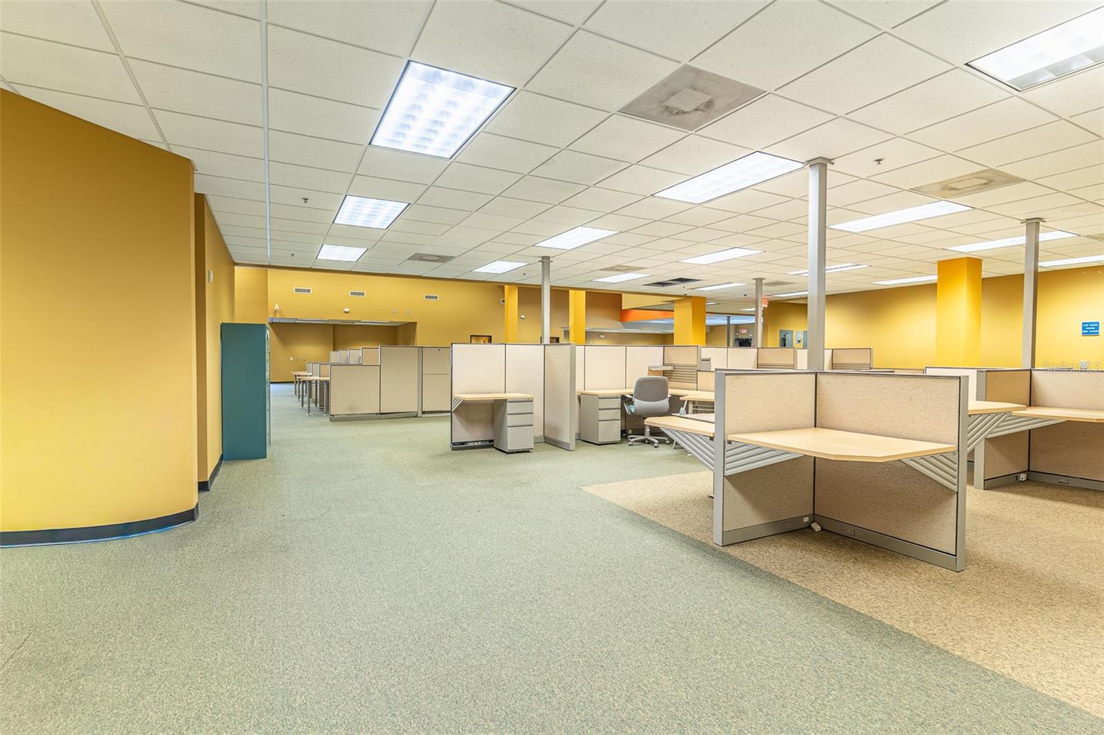 295 BARNES BLVD, ROCKLEDGE, FL, 32955