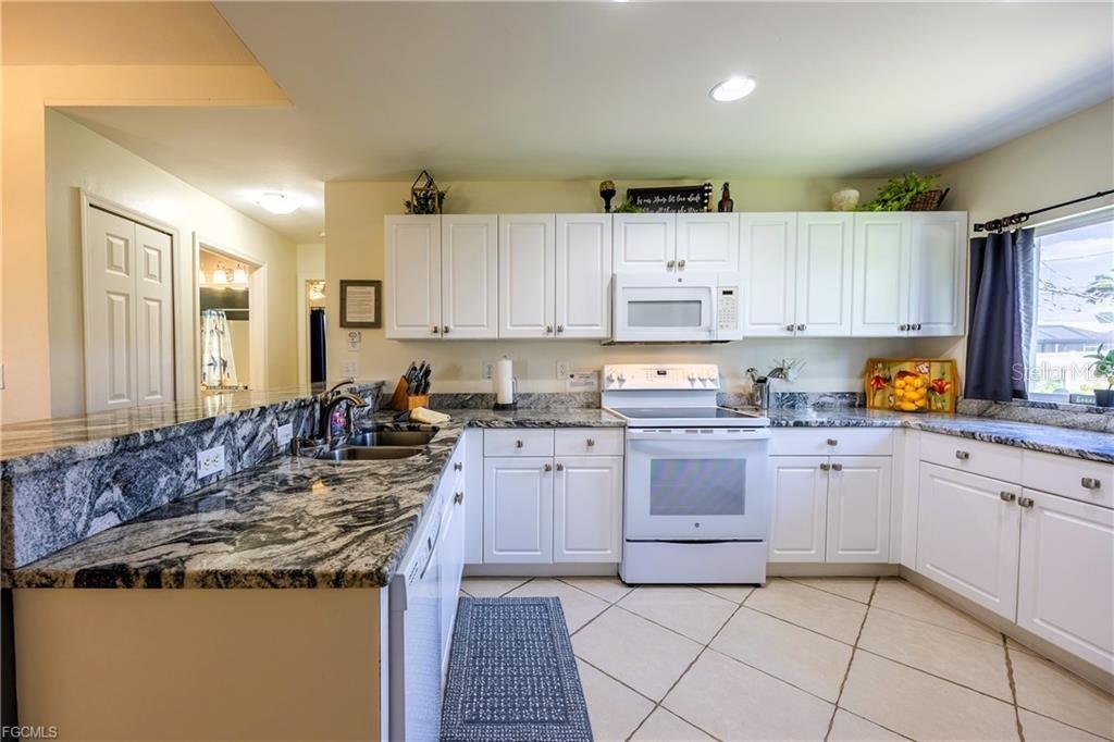 4522 SW 1ST AVE, CAPE CORAL, FL, 33914