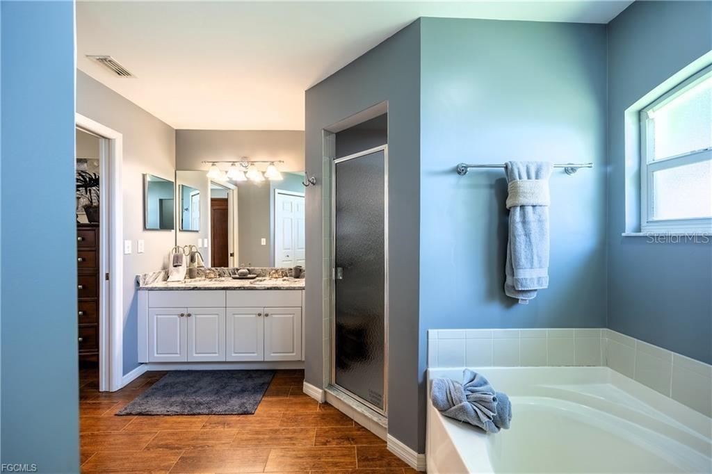 4522 SW 1ST AVE, CAPE CORAL, FL, 33914