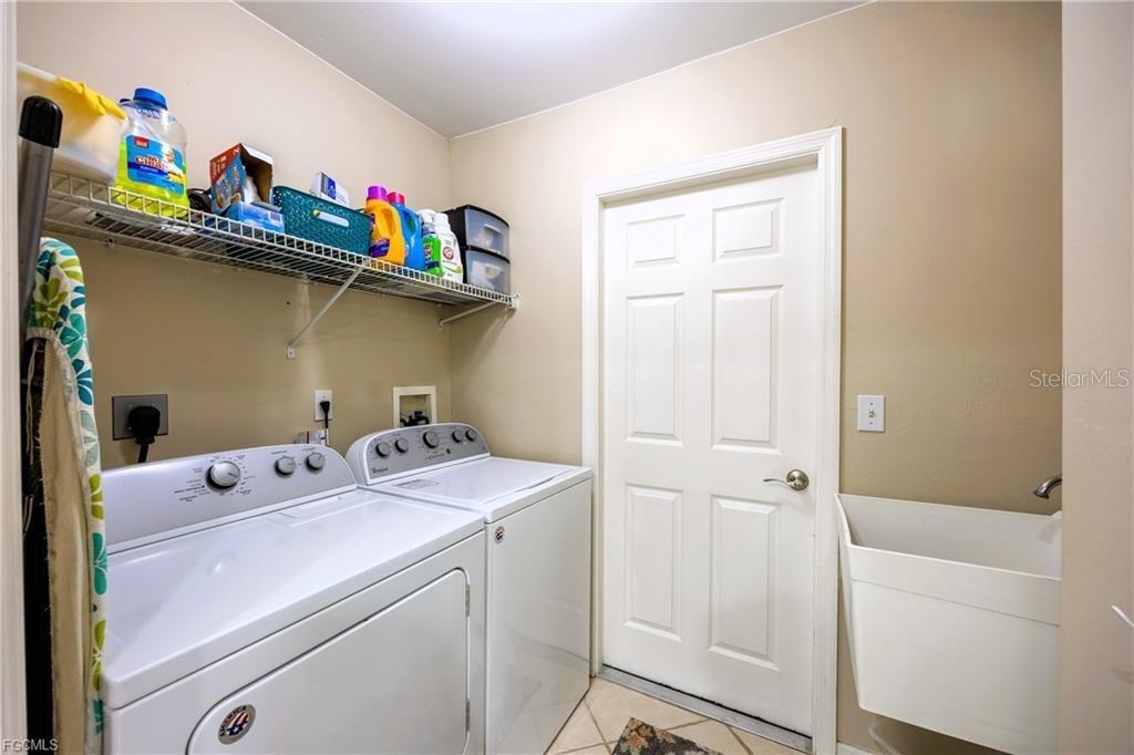 4522 SW 1ST AVE, CAPE CORAL, FL, 33914