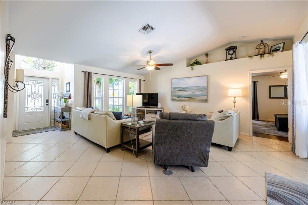 4522 SW 1ST AVE, CAPE CORAL, FL, 33914